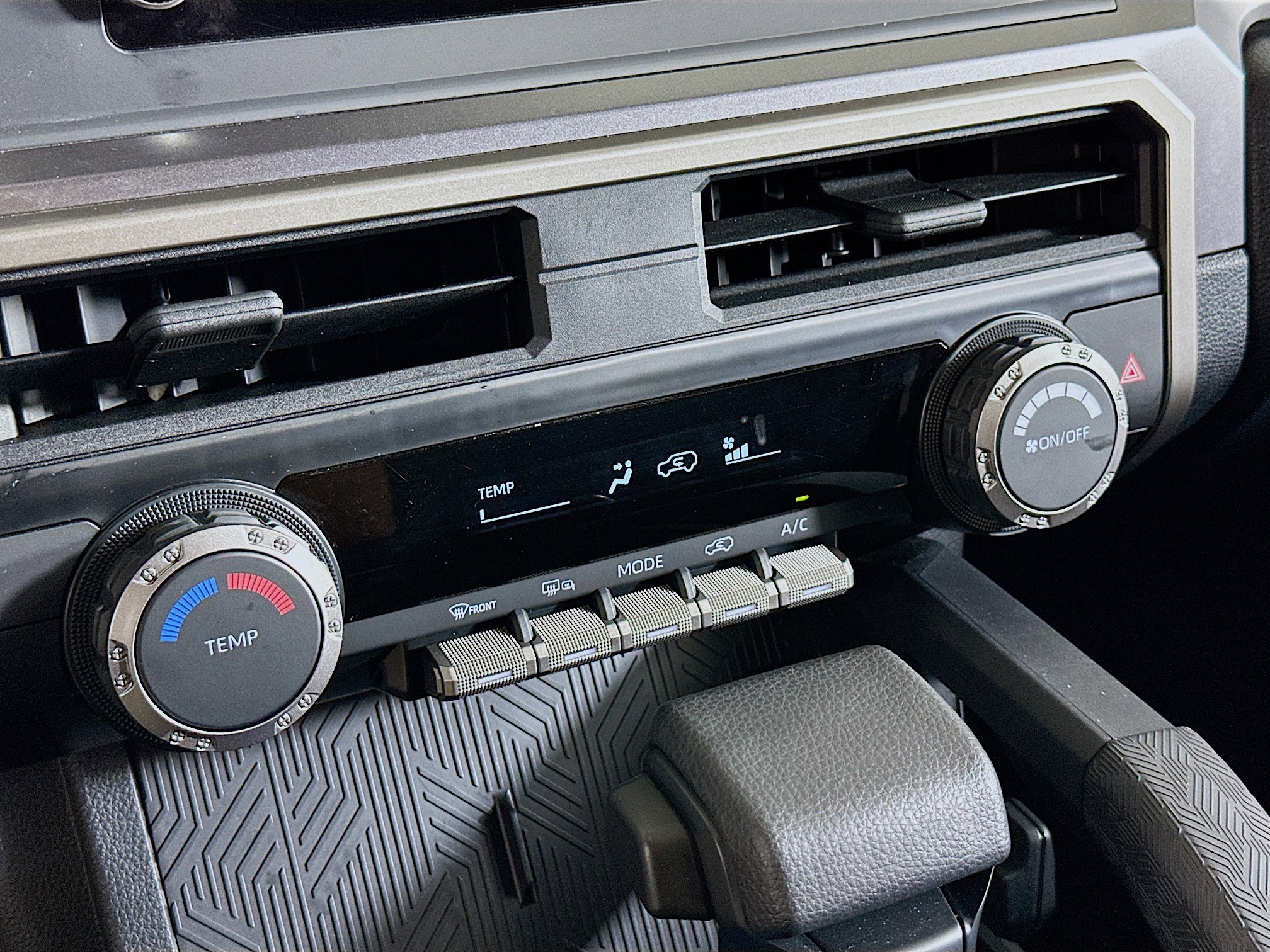 Used 2025 Toyota 4Runner SR5 image 24