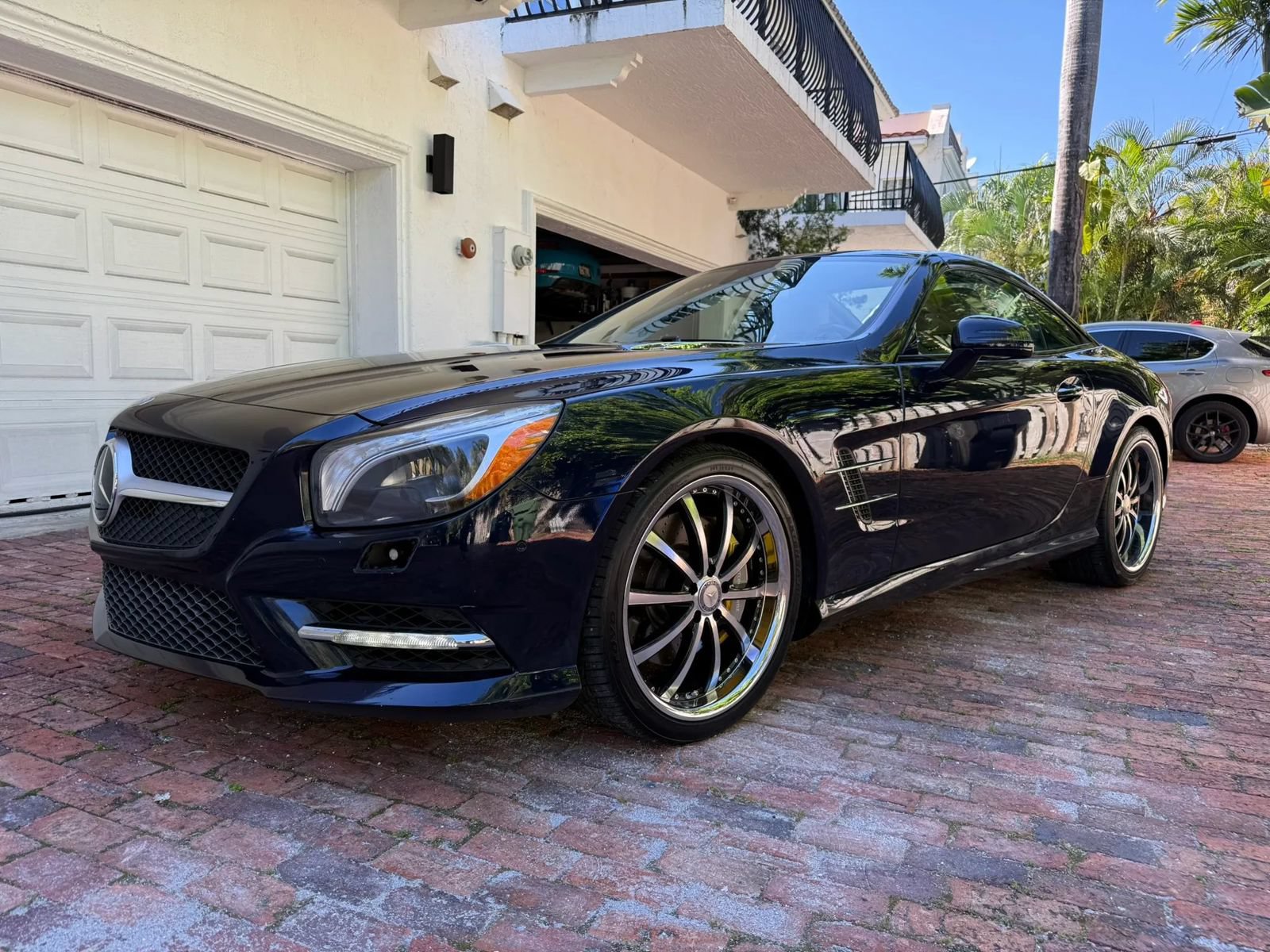 Used 2013 Mercedes-Benz SL 550 w/ Premium Pkg image 51
