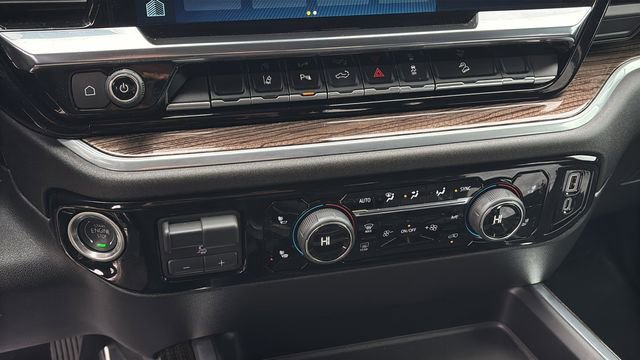 Certified 2026 Chevrolet Silverado 2500 LT w/ Safety Package image 30