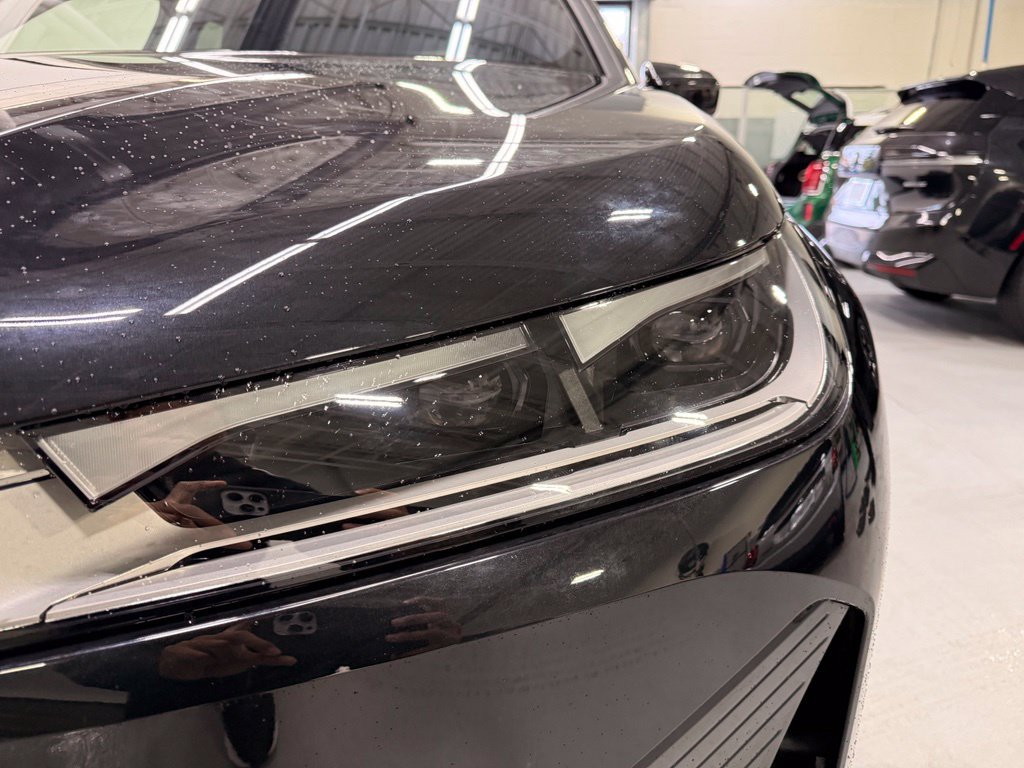 Used 2024 BMW iX xDrive50 AWD/4WD image 9