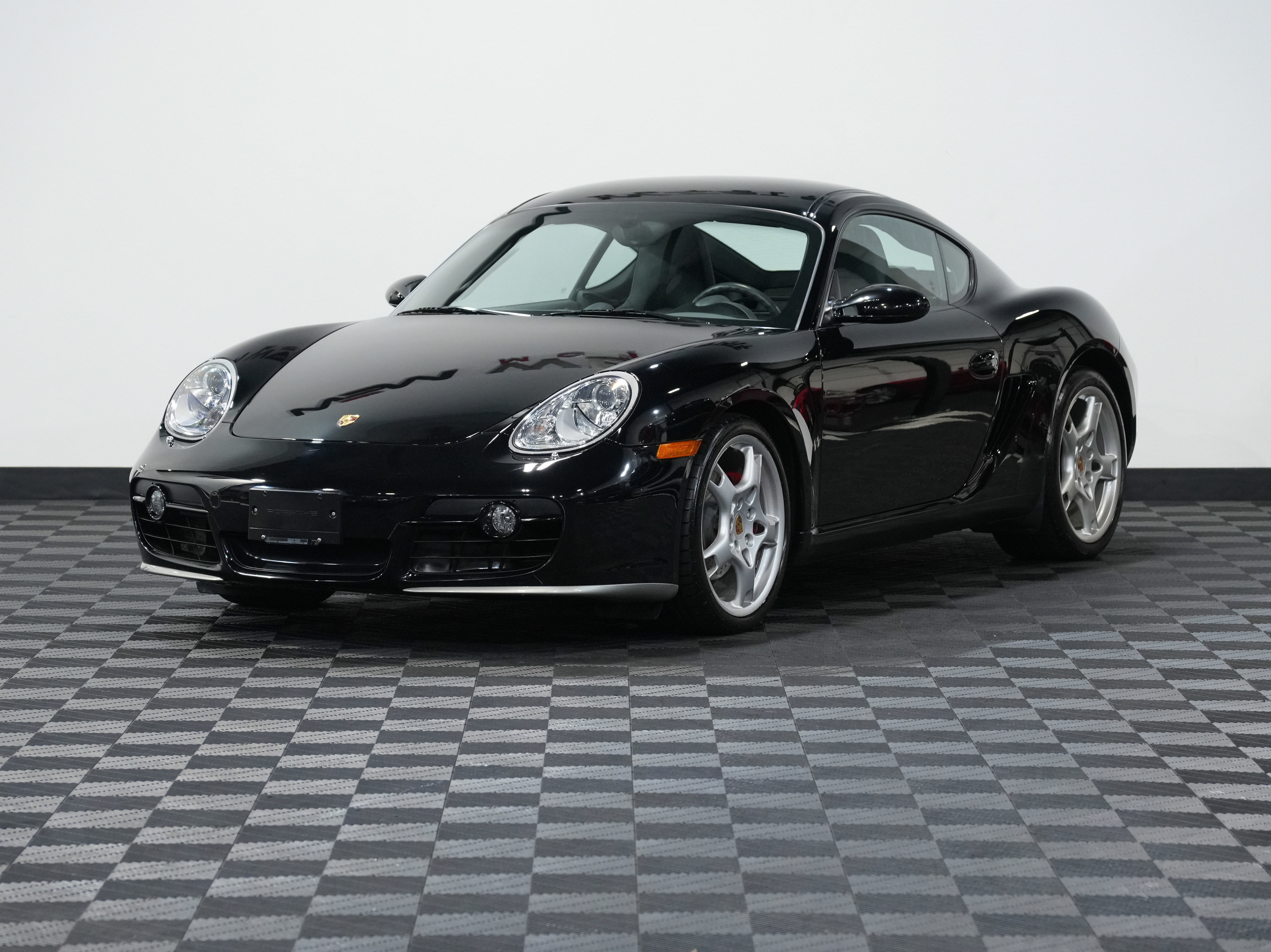 Used 2006 Porsche Cayman S image 3