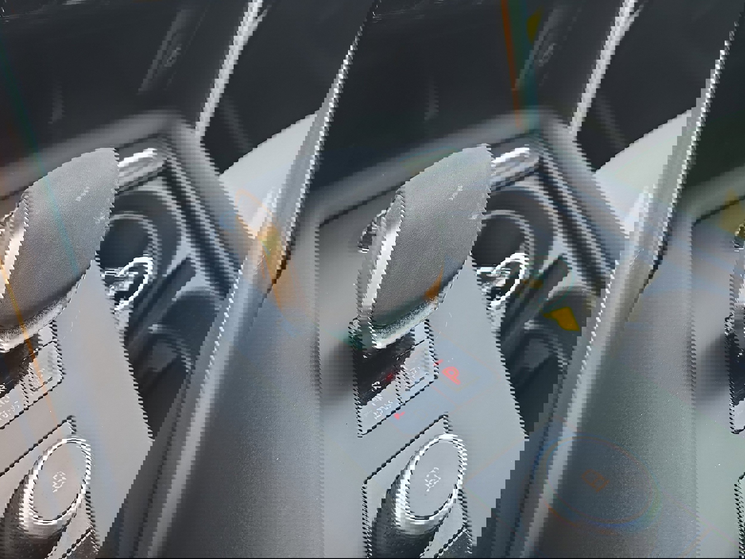 Used 2023 Land Rover Discovery S R-Dynamic image 23