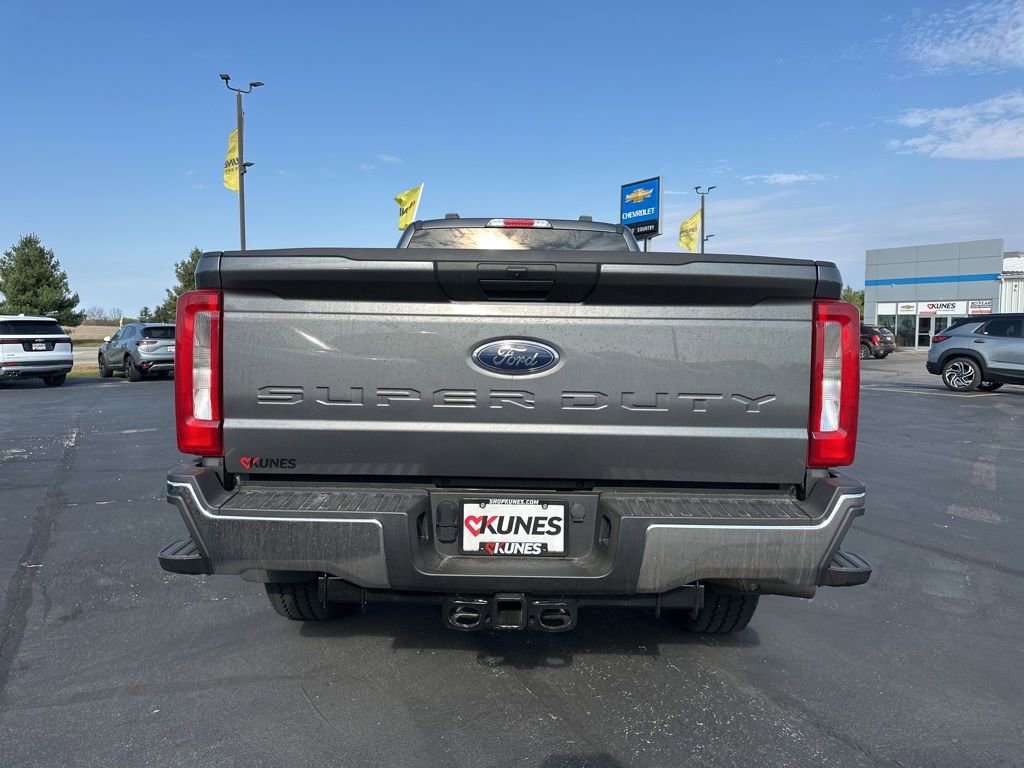 Used 2023 Ford F250 XLT image 11