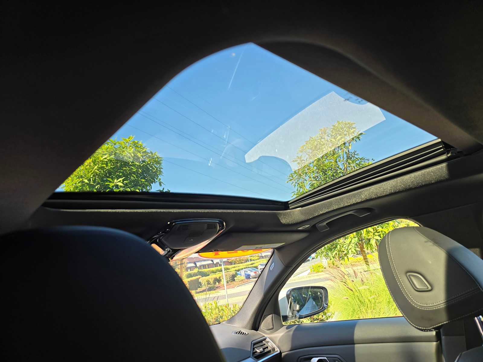 Used 2024 BMW 330i Sedan image 21