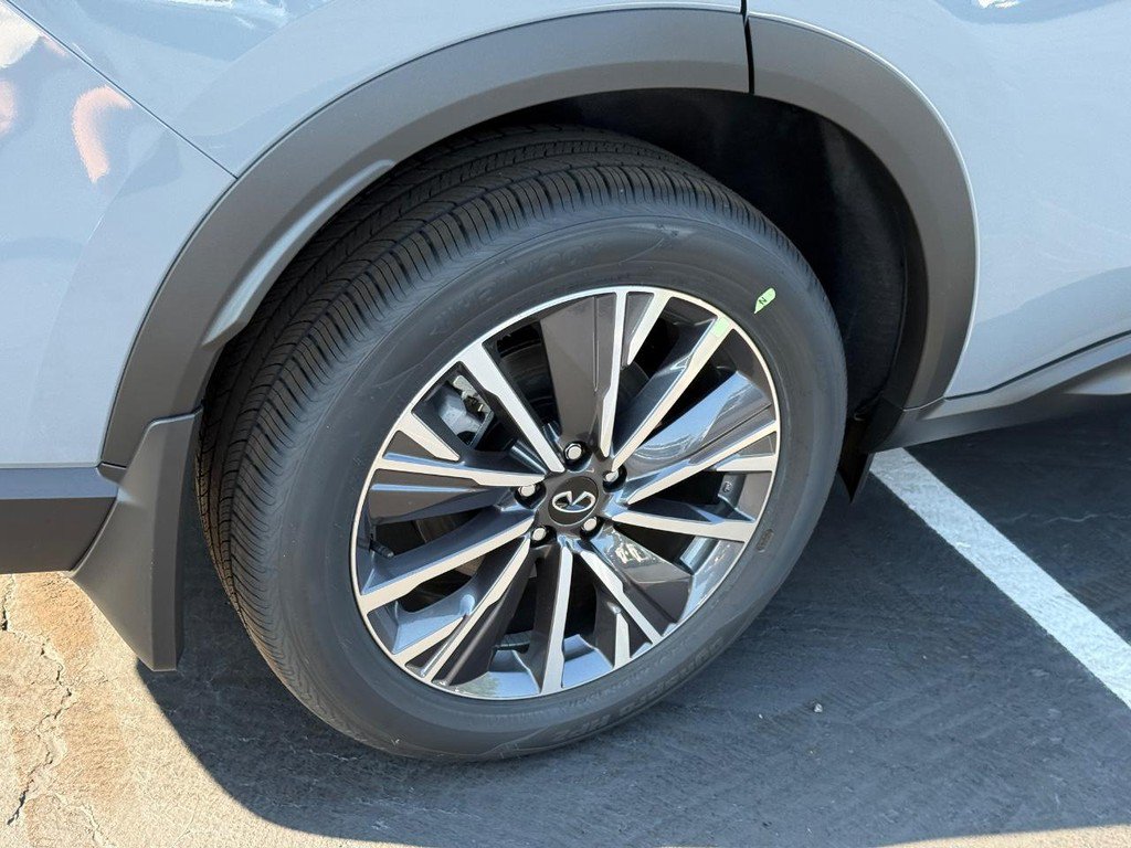 New 2027 INFINITI QX60 Luxe AWD/4WD image 4