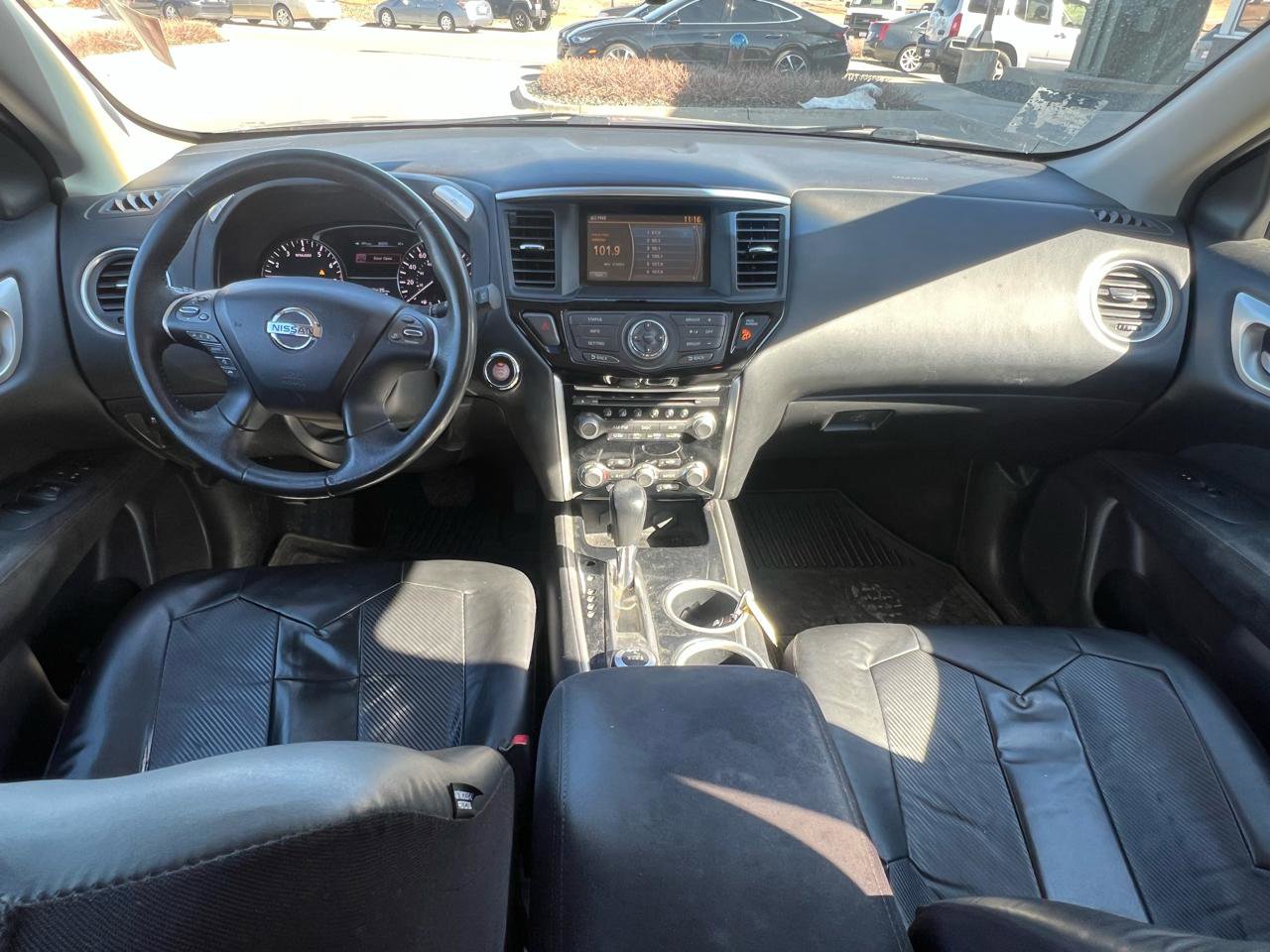 Used 2013 Nissan Pathfinder SV image 7