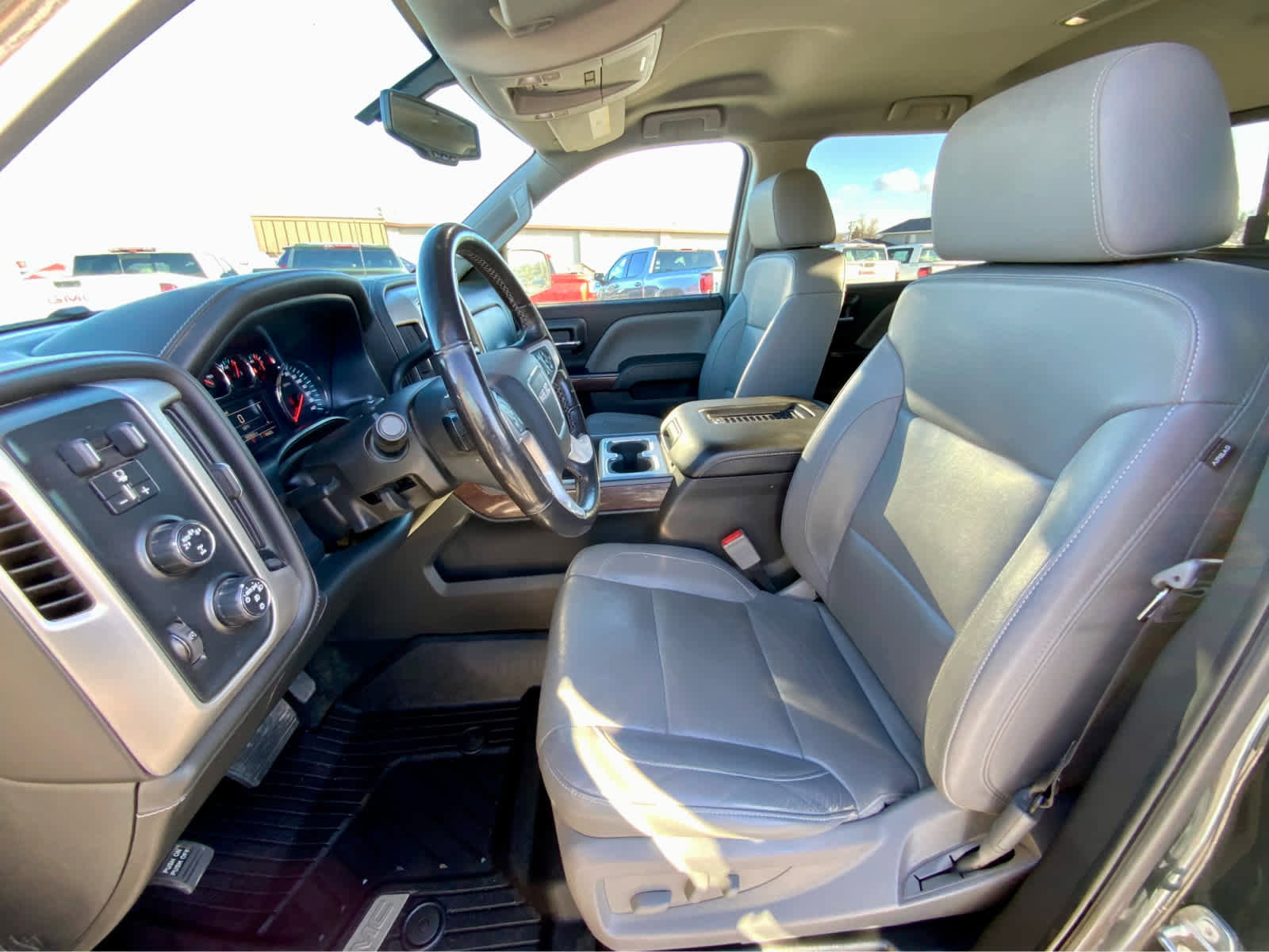 Used 2018 GMC Sierra 1500 SLT w/ SLT Preferred Package image 24