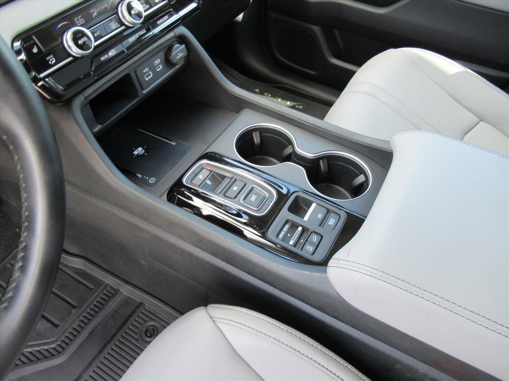 Used 2023 Honda Pilot Touring image 19
