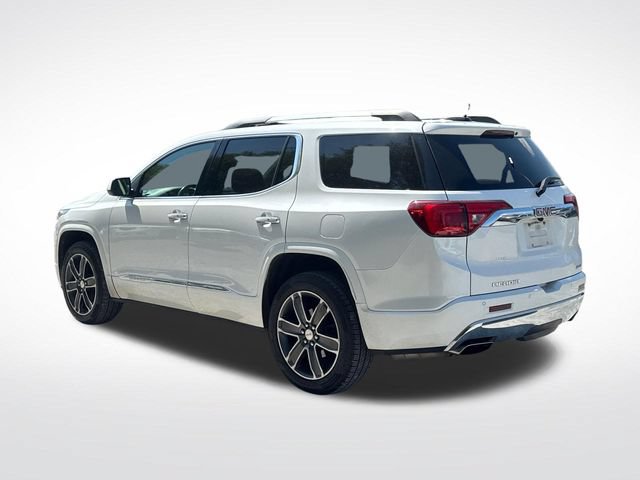 Used 2019 GMC Acadia Denali w/ Technology Package AWD/4WD image 3