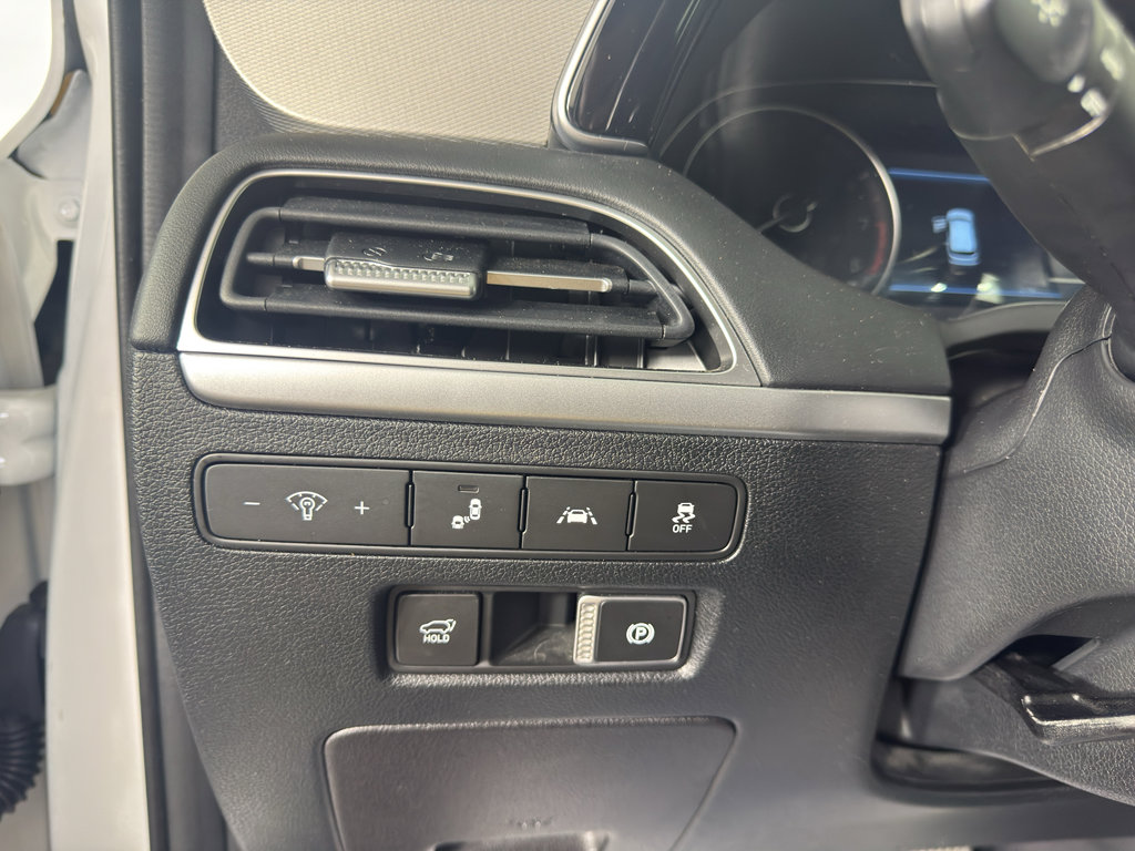 Used 2022 Hyundai Palisade SEL w/ 8P Bench Seat Package FWD image 17