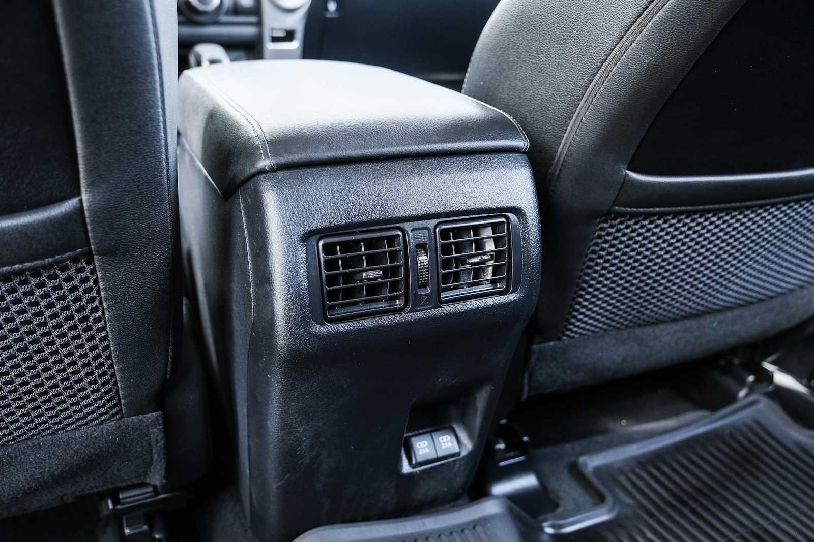 Used 2022 Toyota 4Runner TRD Sport AWD/4WD image 49