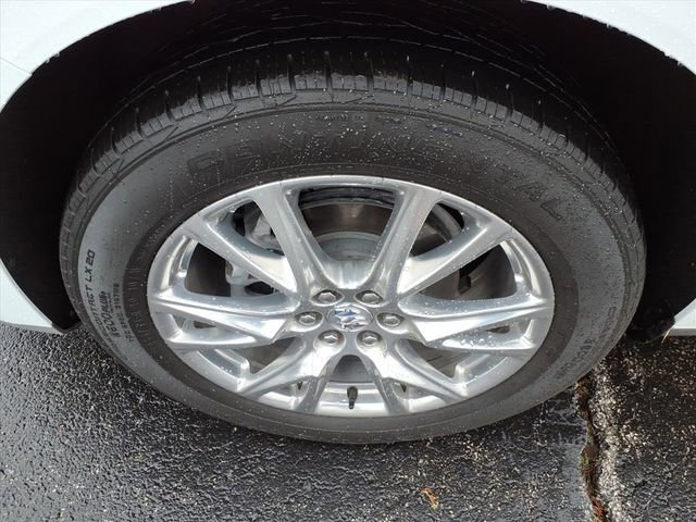 Used 2024 Buick Enclave Essence w/ Experience Buick Package image 13