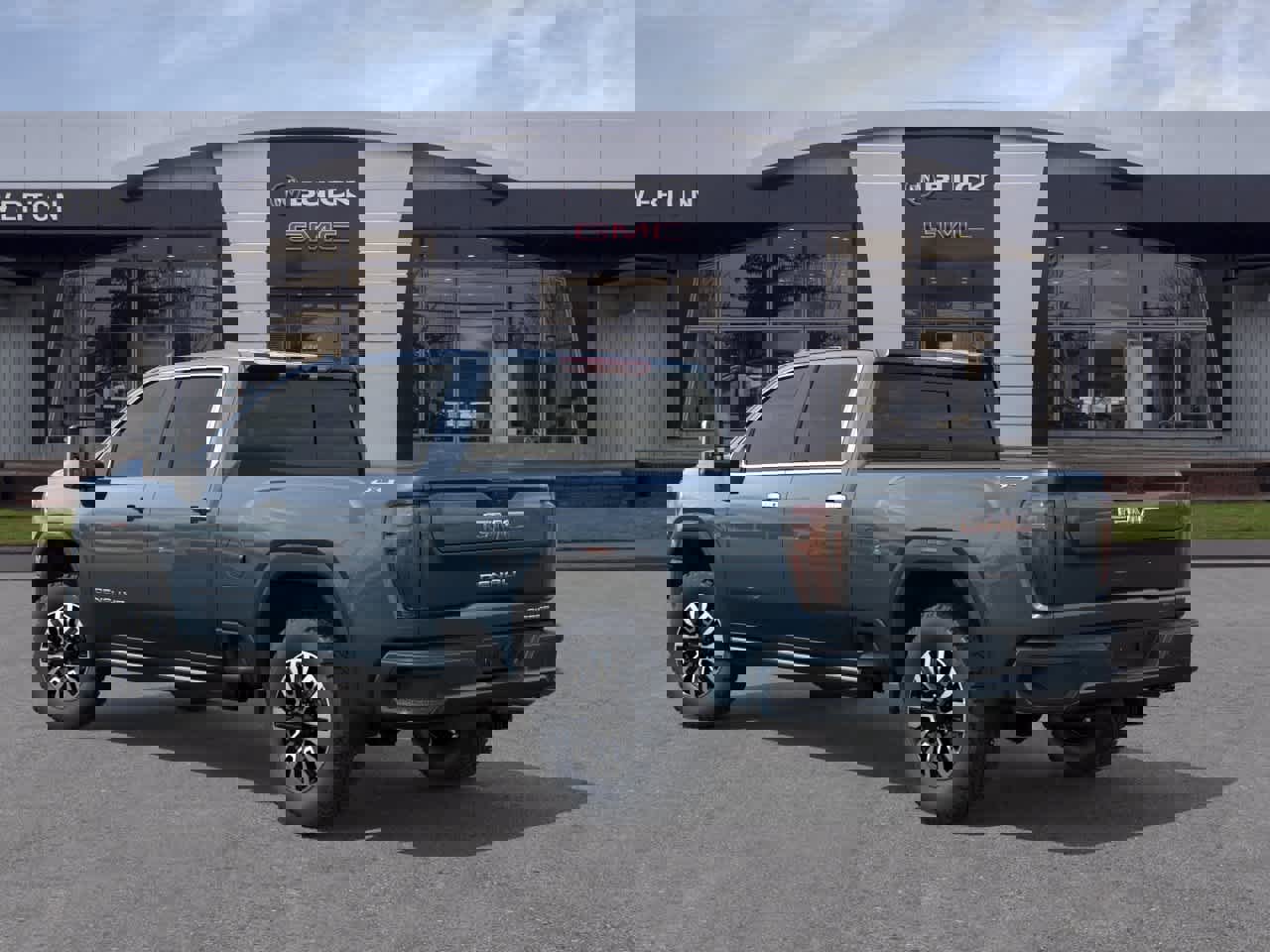 New 2026 GMC Sierra 3500 Denali Ultimate AWD/4WD image 3