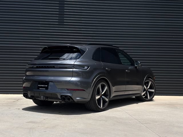 Certified 2026 Porsche Cayenne GTS AWD/4WD image 7