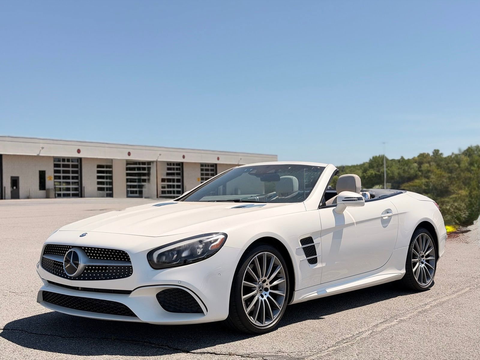 Used 2017 Mercedes-Benz SL 450 image 9