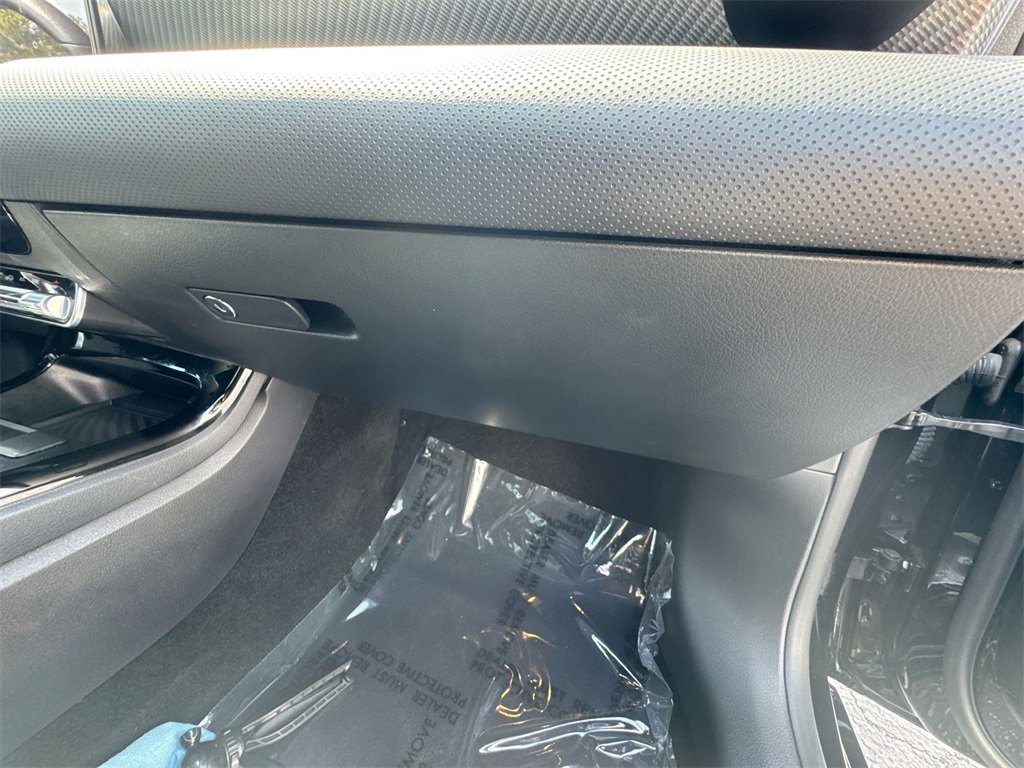 Used 2024 Mercedes-Benz CLA 250 CLA 250 w/ Exclusive Package image 35