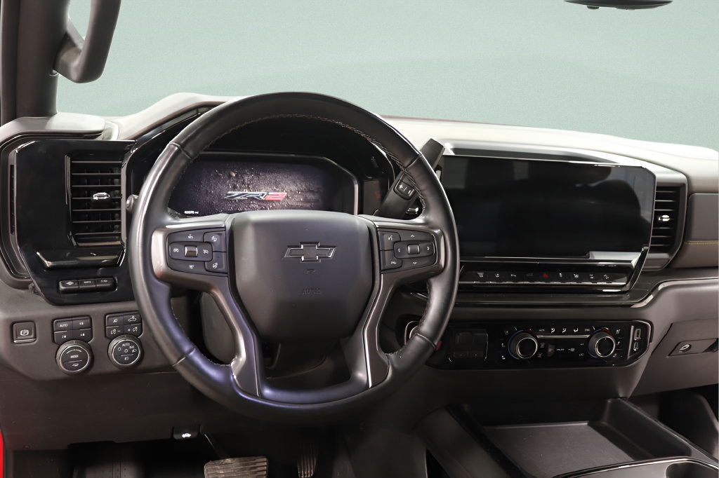 Used 2024 Chevrolet Silverado 2500 ZR2 AWD/4WD image 8