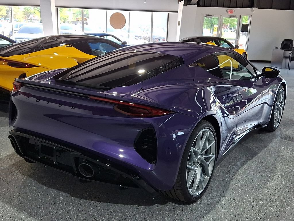 Used 2026 Lotus Emira SE RWD image 4