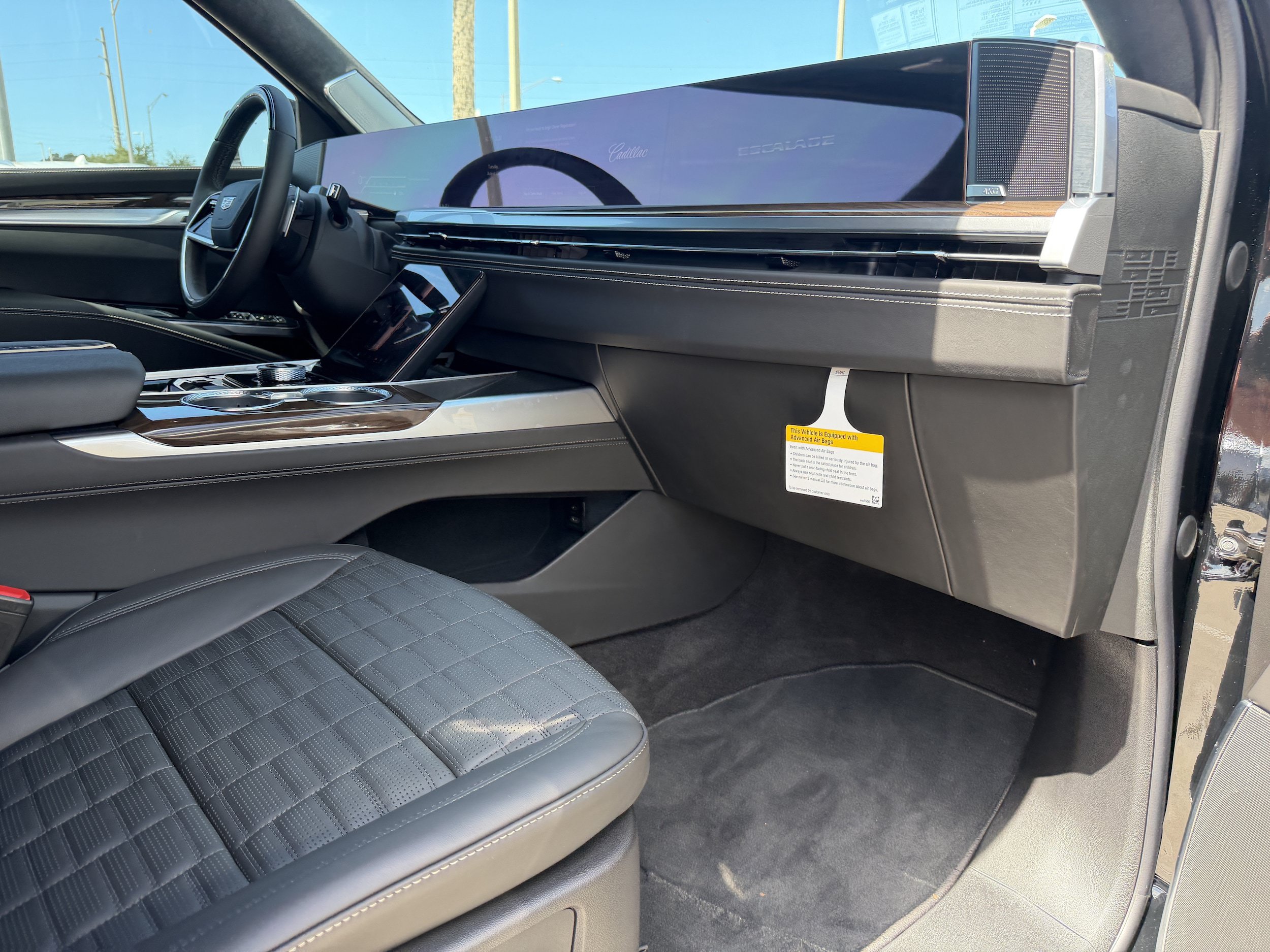 New 2026 Cadillac Escalade Platinum Sport AWD/4WD image 12