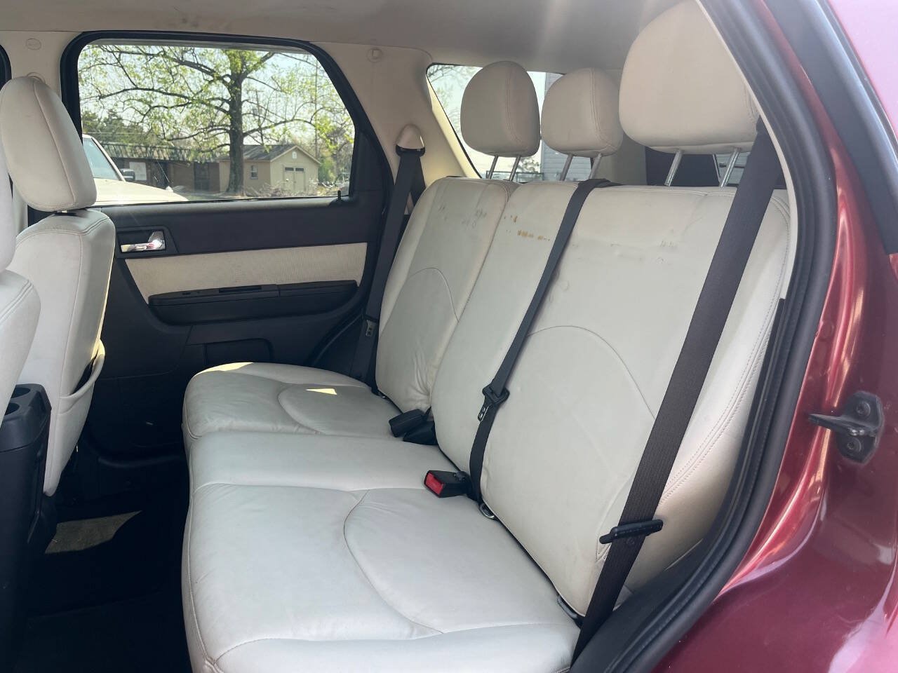 Used 2010 Mercury Mariner Premier FWD image 17