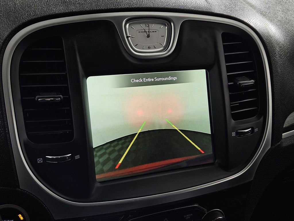 Used 2020 Chrysler 300 Touring w/ Sport Appearance Package RWD image 12