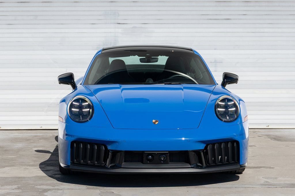Certified 2025 Porsche 911 Carrera 4 GTS AWD/4WD image 11