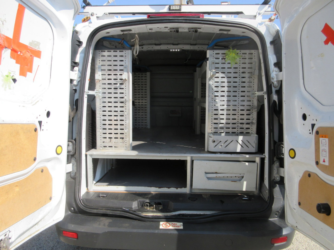 Used 2014 Ford Transit Connect XL image 12