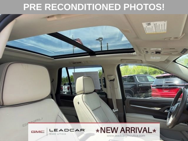 Used 2023 GMC Yukon Denali AWD/4WD image 5