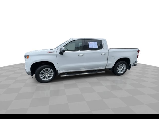 Used 2023 Chevrolet Silverado 1500 LTZ AWD/4WD image 4