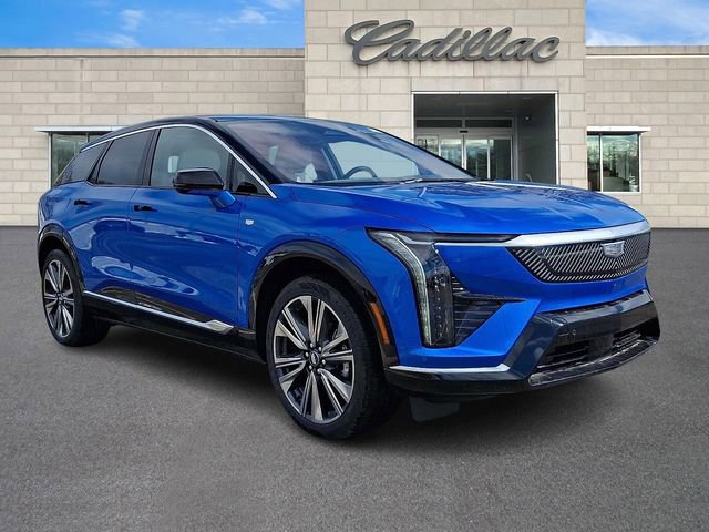 New 2026 Cadillac Optiq Luxury 2 video 2