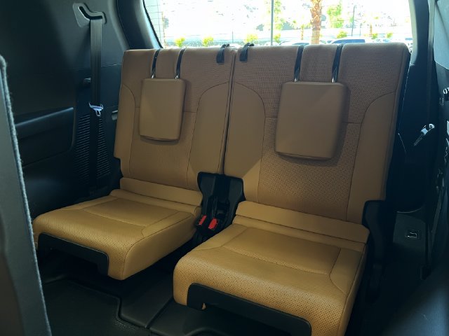 Used 2023 Lexus LX 600 4WD w/ Appearance Package image 40