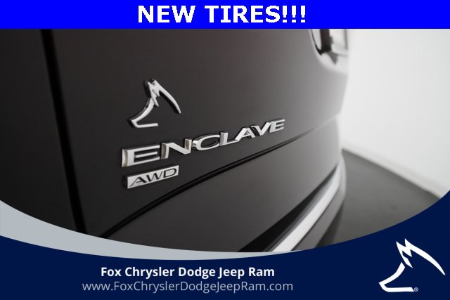 Used 2024 Buick Enclave Essence w/ LPO, Floor Liner Package image 32