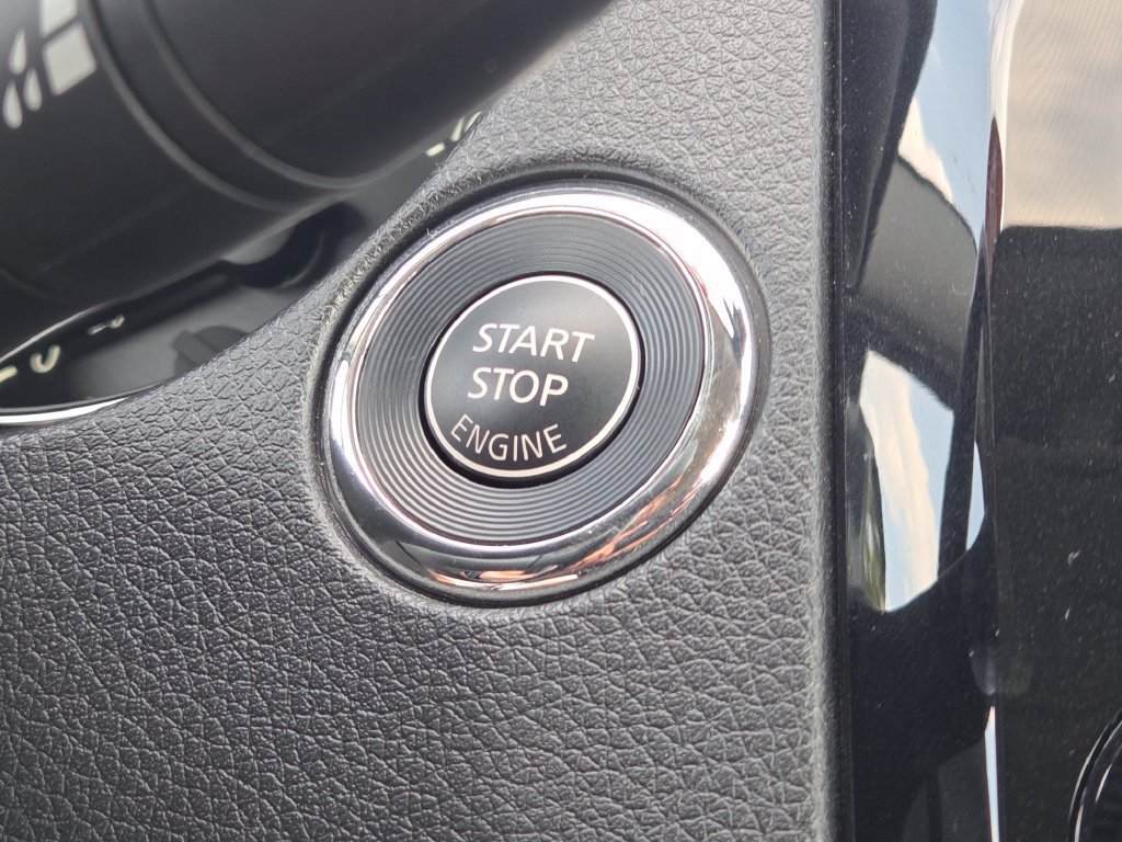 Used 2019 Nissan Rogue Sport SL w/ Premium Package AWD/4WD image 10