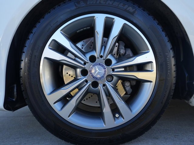 Used 2016 Mercedes-Benz E 350 Sedan image 13