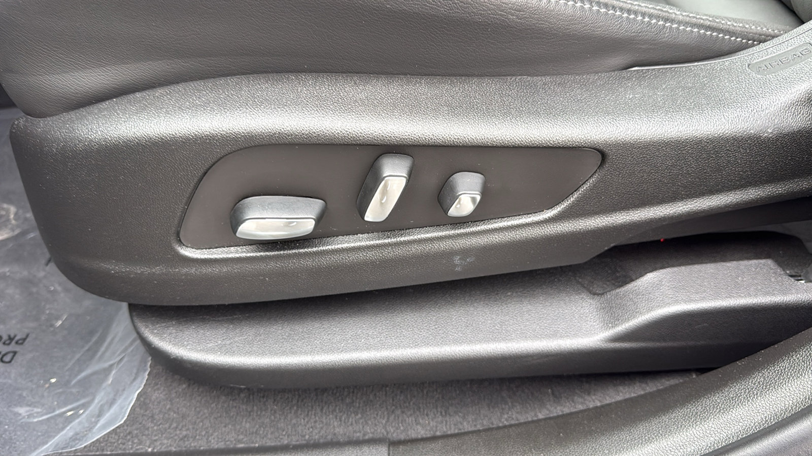 Certified 2024 Cadillac XT6 Premium Luxury w/ Technology Package image 12