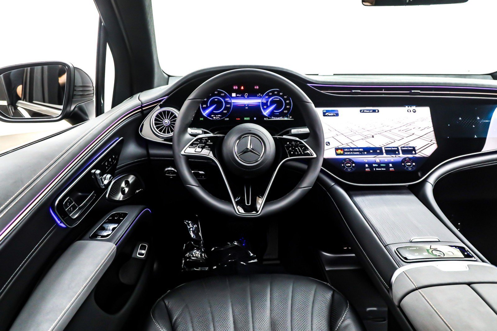 New 2026 Mercedes-Benz EQS 400 4MATIC SUV image 6