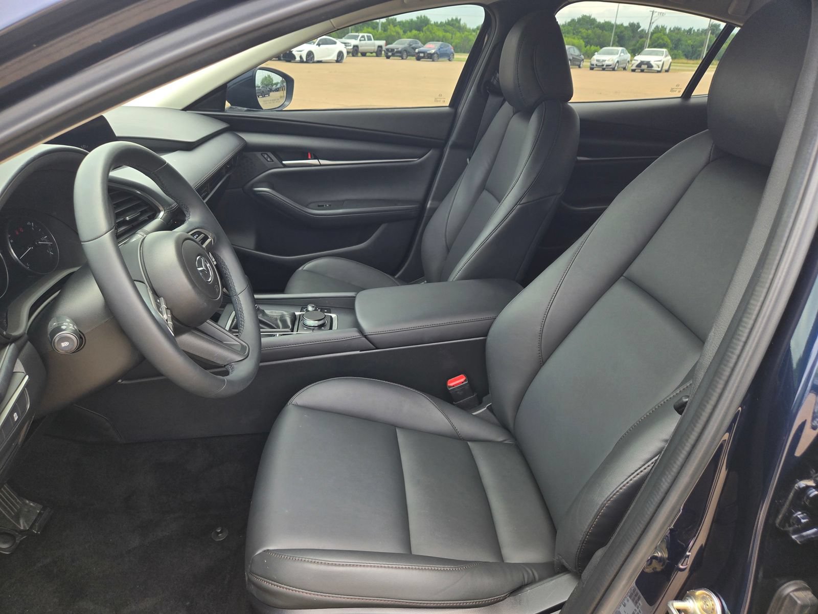 Used 2023 MAZDA MAZDA3 s FWD image 22