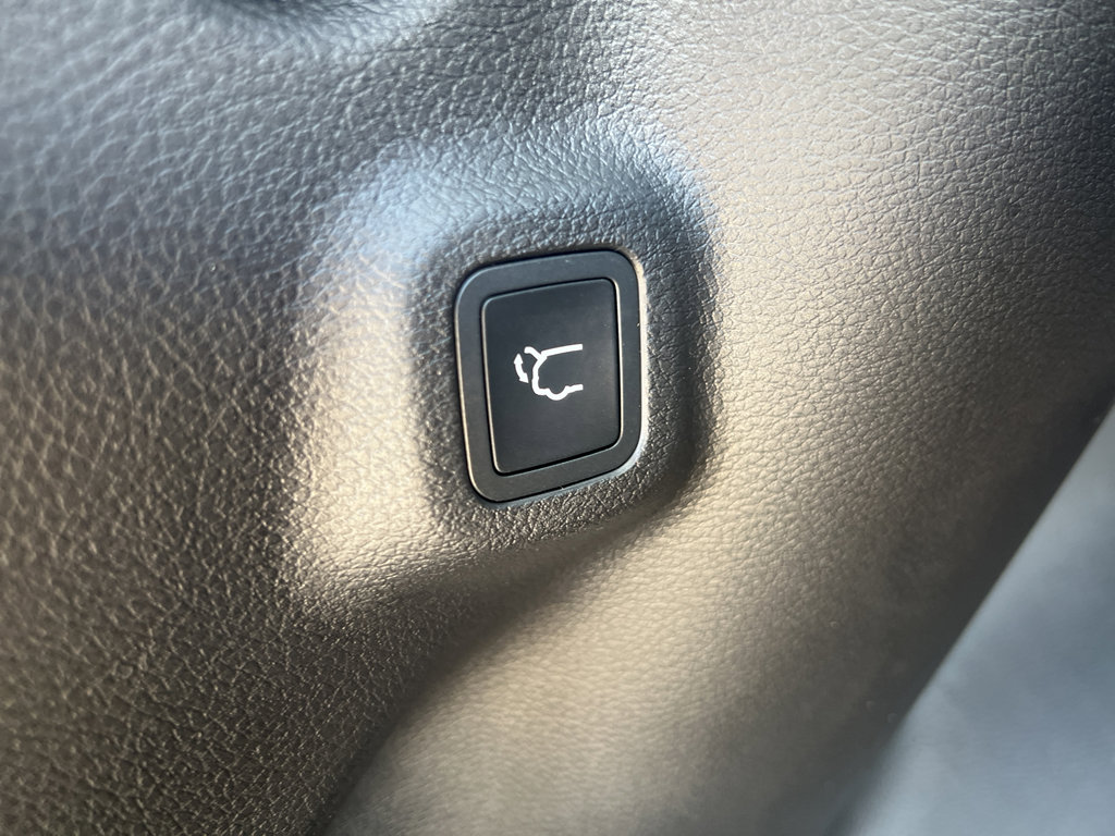 New 2026 Jeep Compass Limited image 18