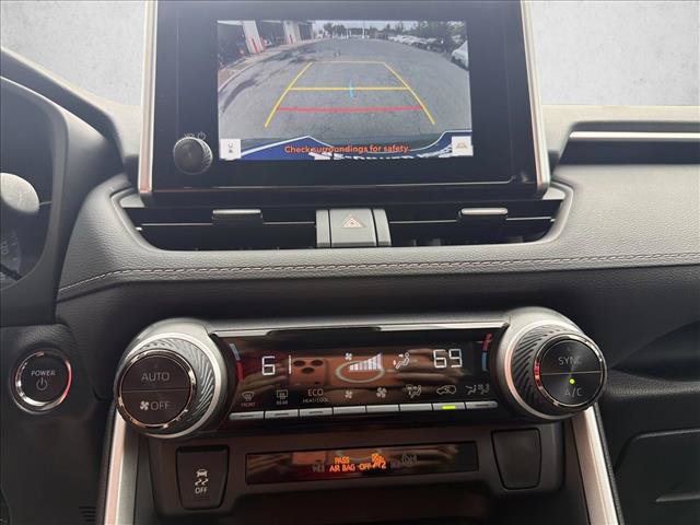 Used 2024 Toyota RAV4 XLE AWD/4WD image 21