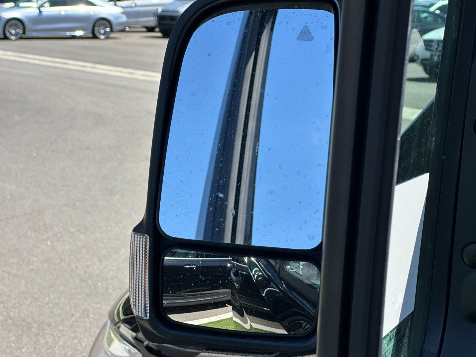 New 2026 Mercedes-Benz Sprinter 2500 image 9