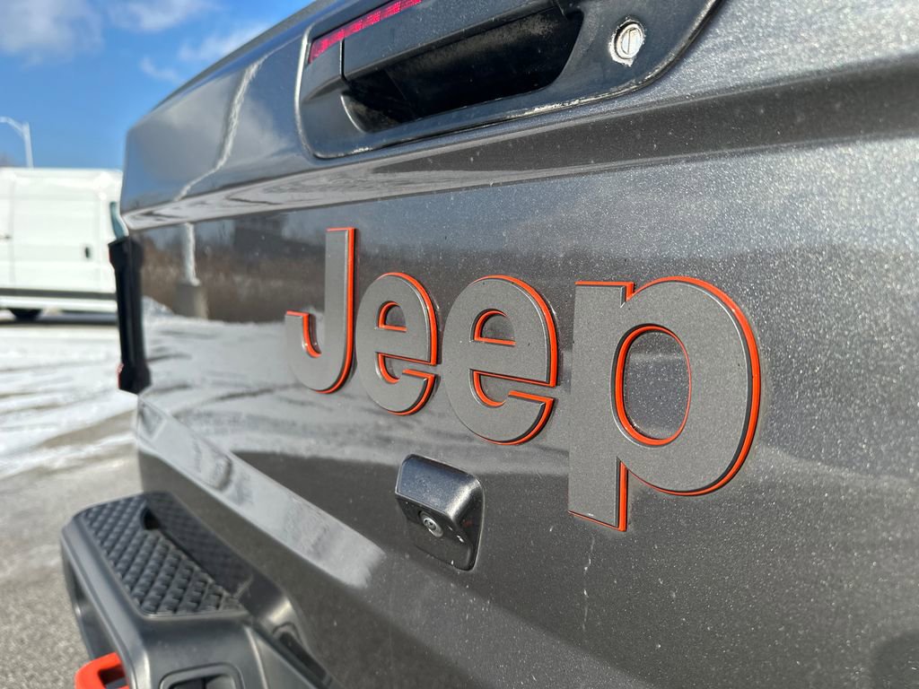 Used 2023 Jeep Gladiator Mojave w/ Cold Weather Group image 47