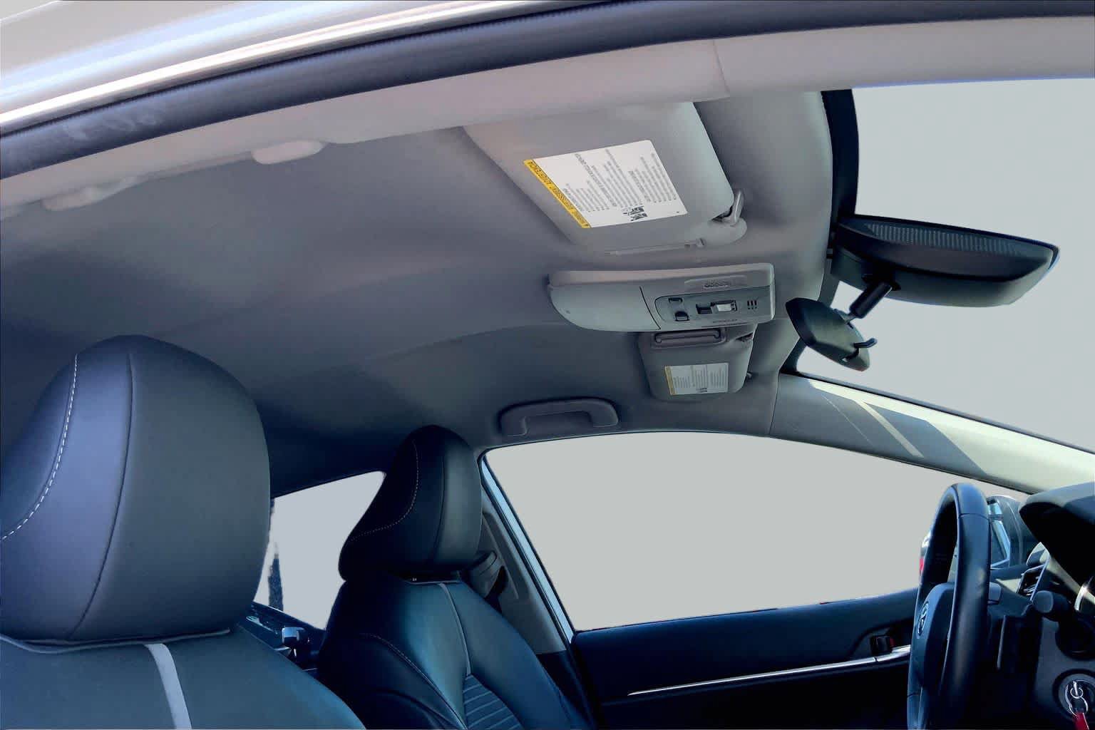 Used 2024 Toyota Camry SE FWD image 13