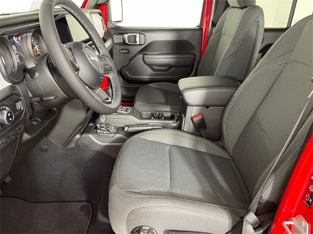 New 2025 Jeep Gladiator Sport image 2