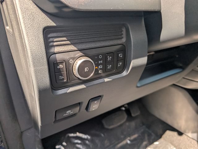 New 2026 Ford F250 Platinum AWD/4WD image 17