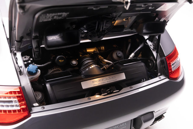 Used 2010 Porsche 911 Carrera S RWD image 38