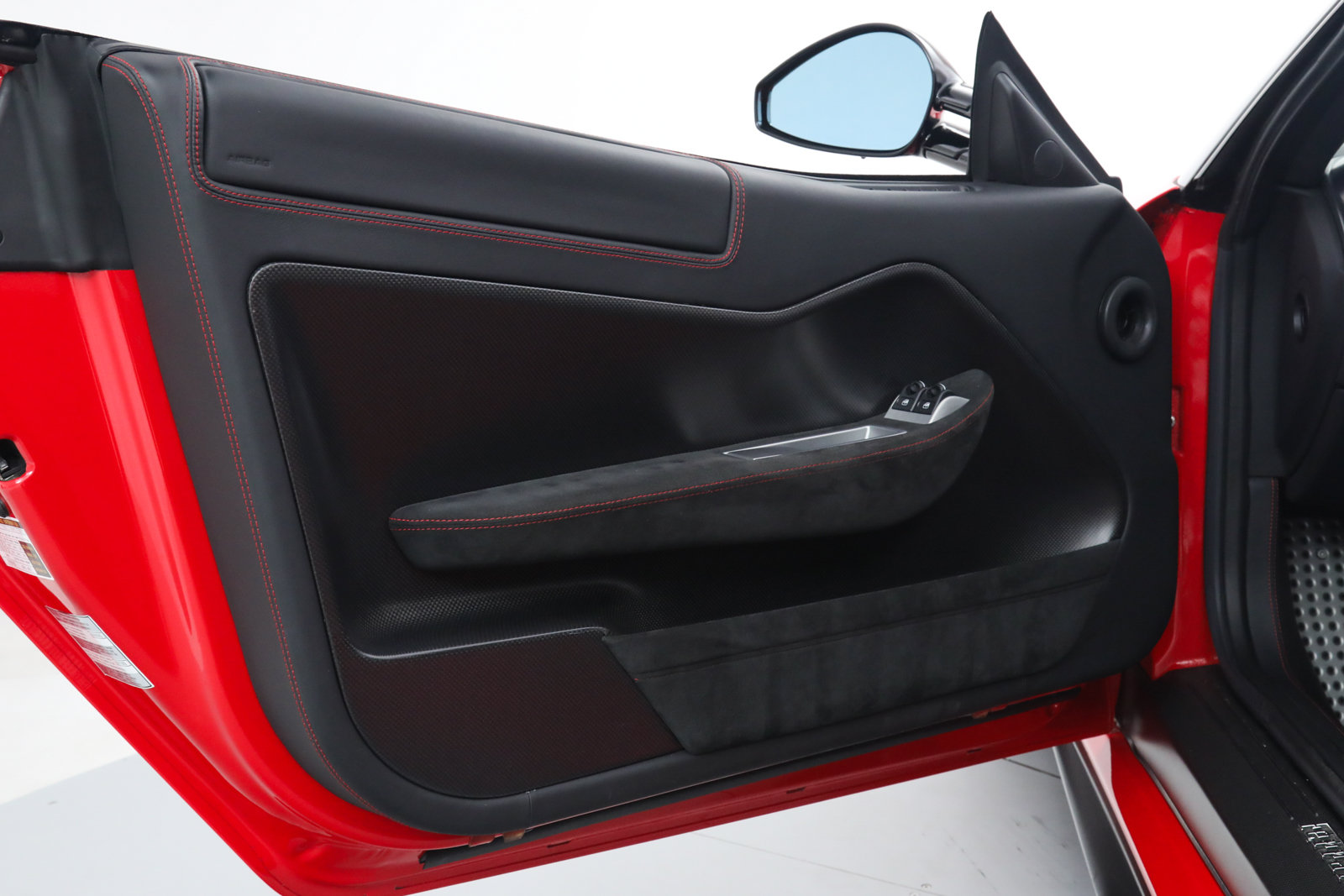 Used 2011 Ferrari 599 GTO RWD image 33