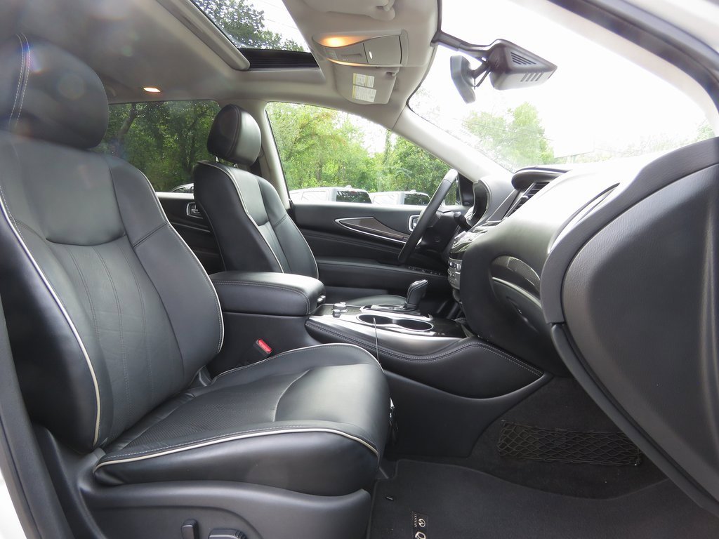 Used 2019 INFINITI QX60 Luxe w/ Essential Package image 14