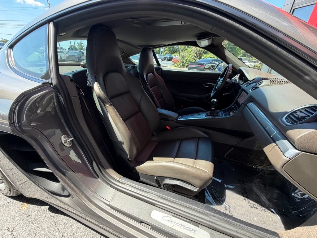 Used 2018 Porsche 718 Cayman RWD image 32