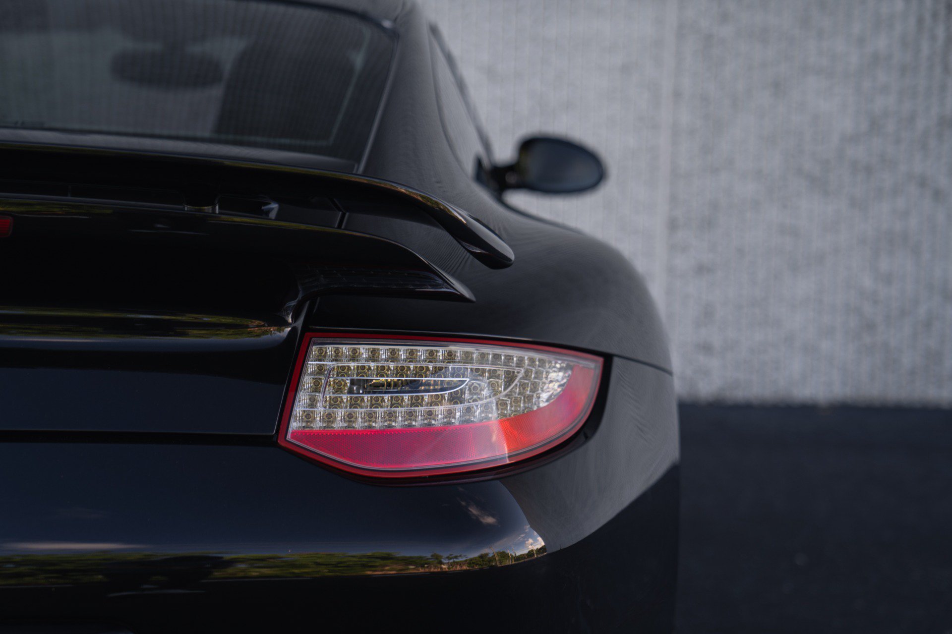 Used 2012 Porsche 911 4 Coupe AWD/4WD image 18