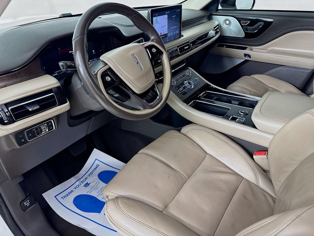 Used 2020 Lincoln Aviator Grand Touring w/ Equipment Group 301A AWD/4WD image 11
